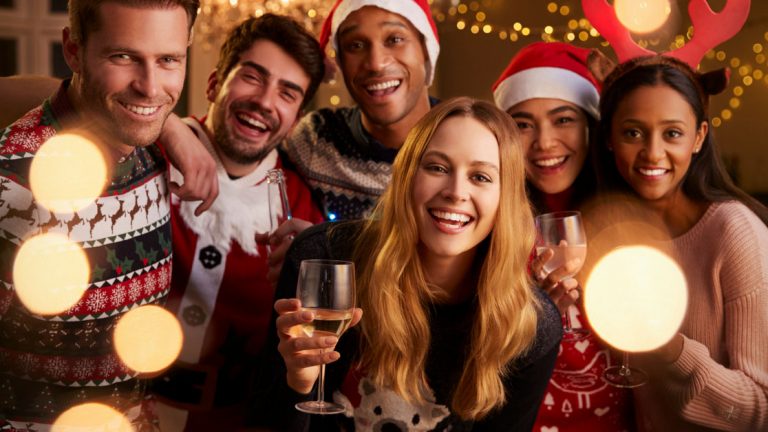 Hosting A Christmas Party At Home | Feel Good Events