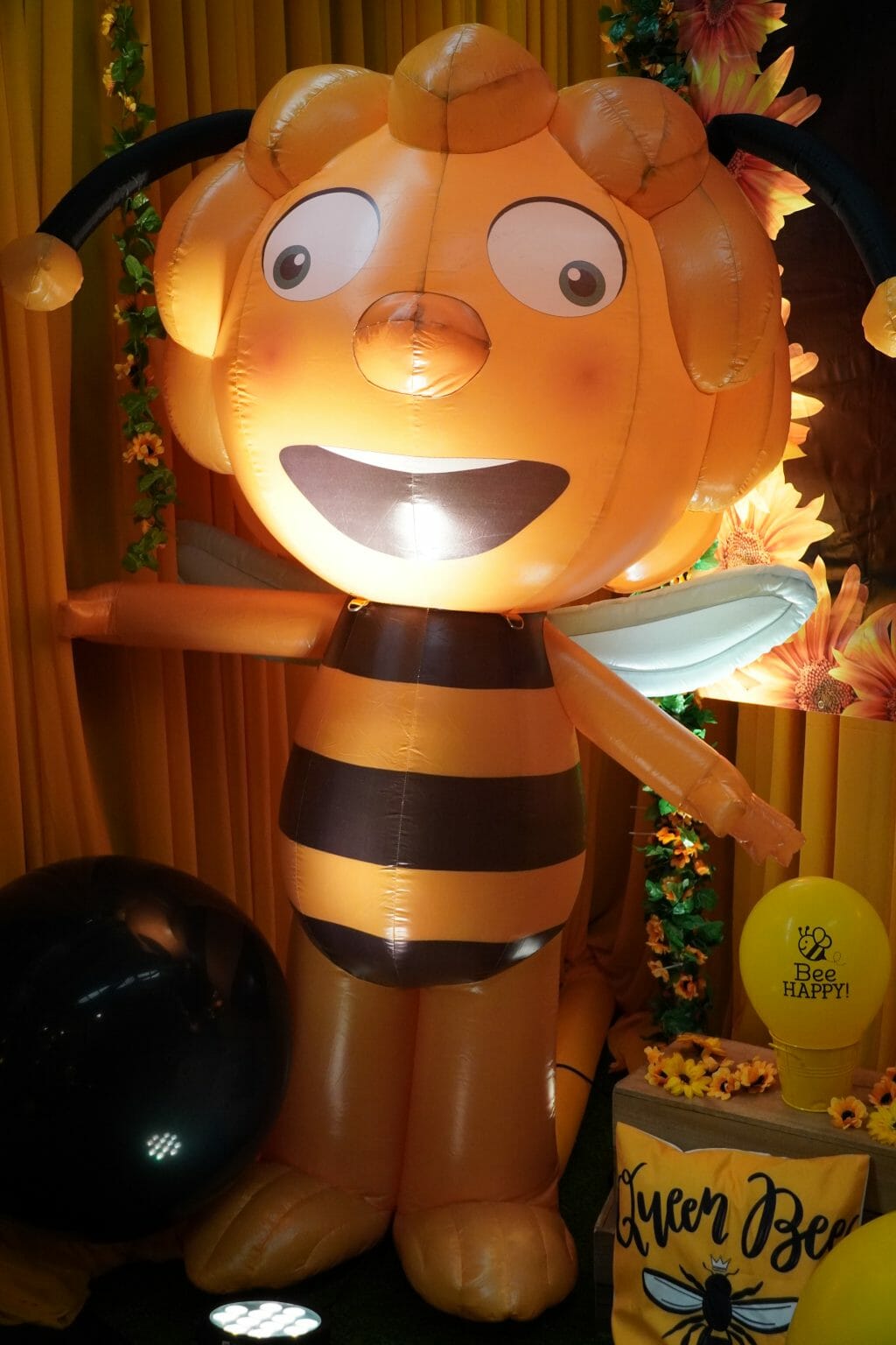 bumble-bee-party-theme-hire-feel-good-events-melbourne