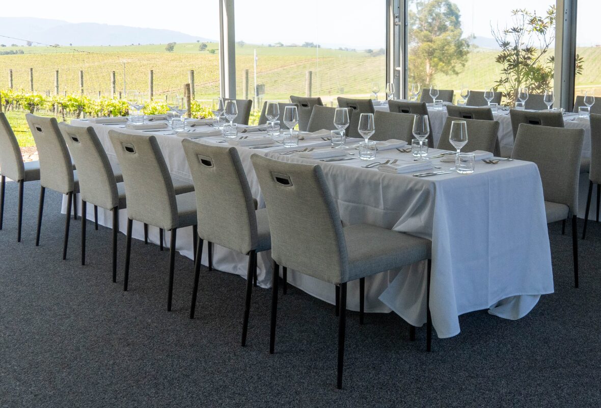 Fresh & contemporary wedding style Balgownie Estate