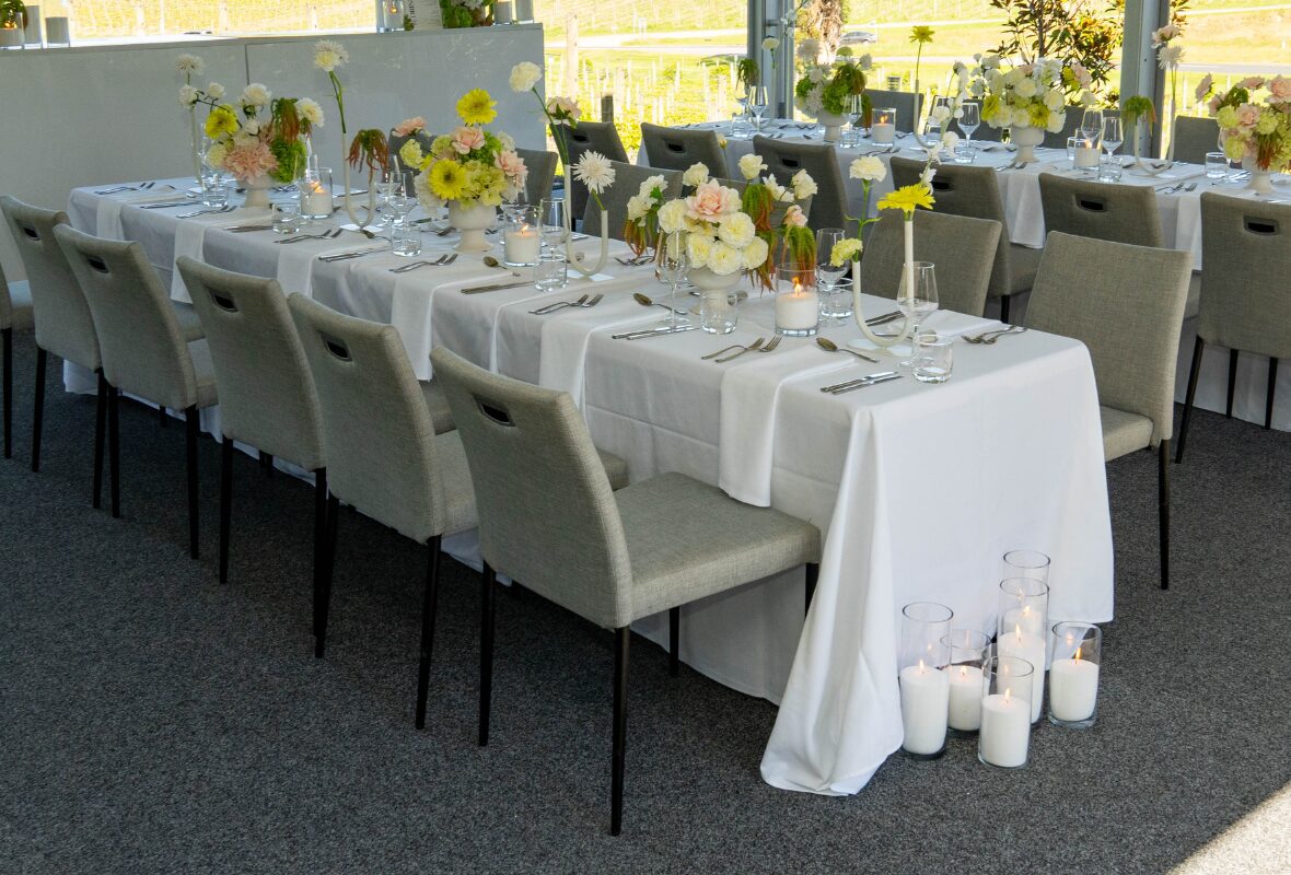 Fresh & contemporary wedding style - AFTER