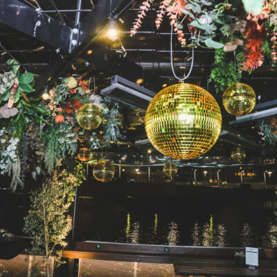 gold mirror balls 20 tips for an unforgettable party